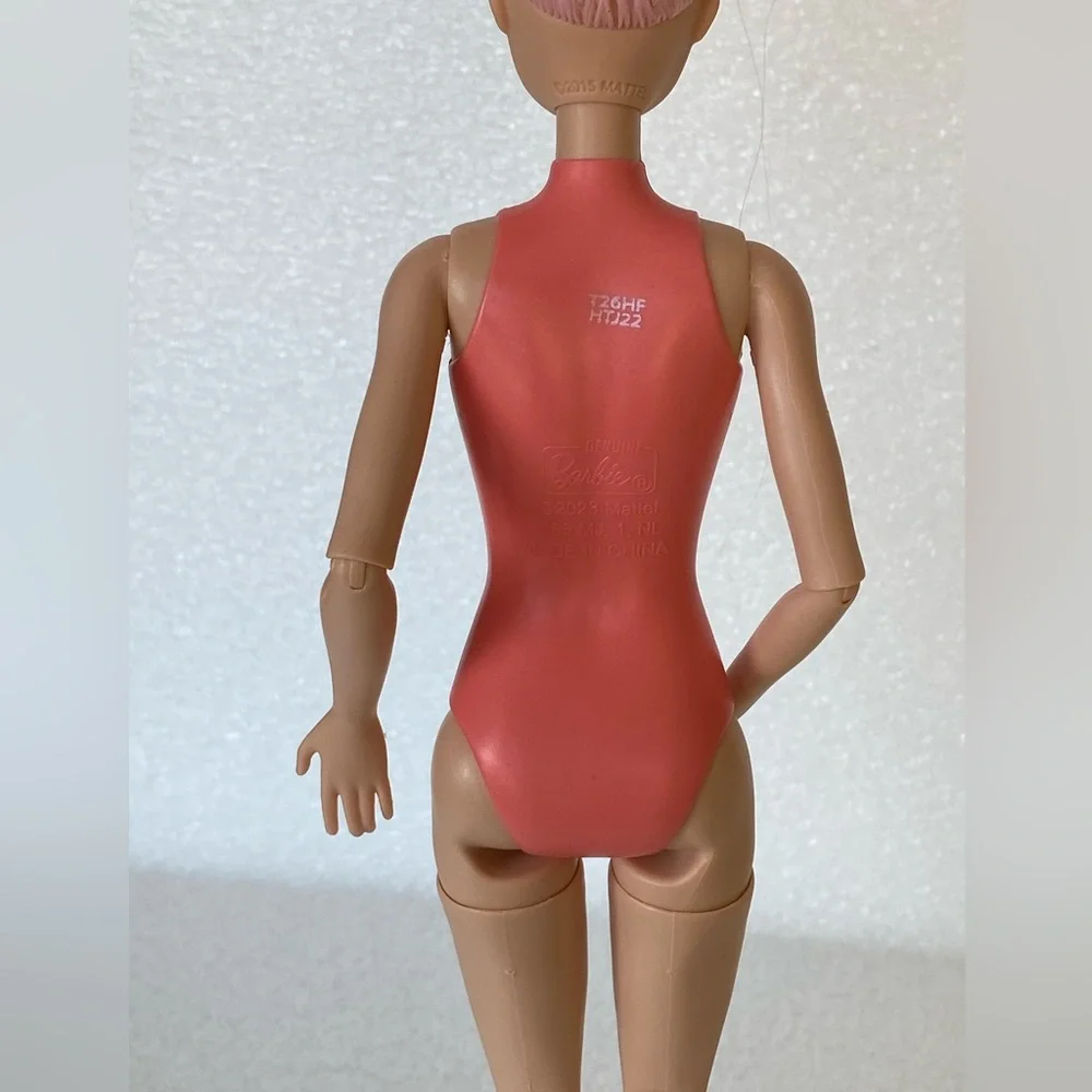 Barbie Pop Reveal Bubble Tea Series Doll with Pink Hair, Made To Move HTJ22
